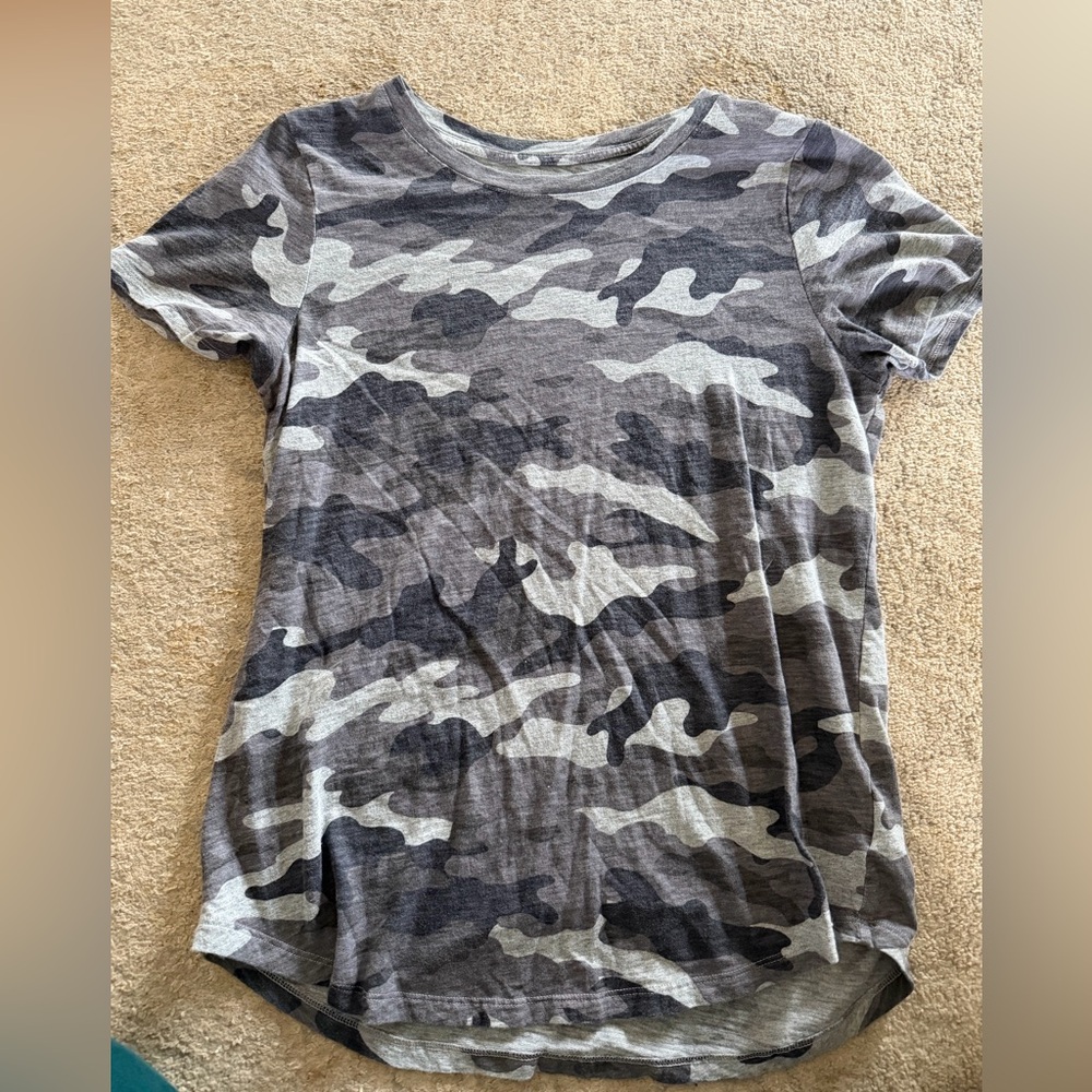 Old navy camo shirt